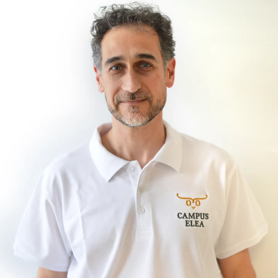 Daniel Rosales, Técnico en bonificaciones y responsable Administración