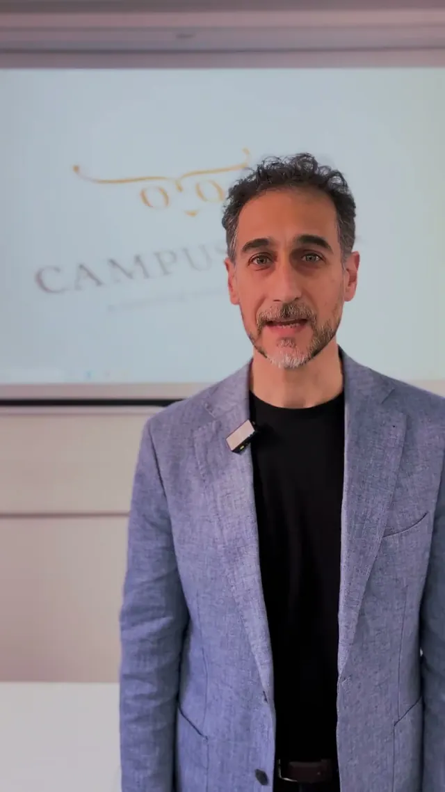 Vídeo de una persona del equipo de Campus ELEA